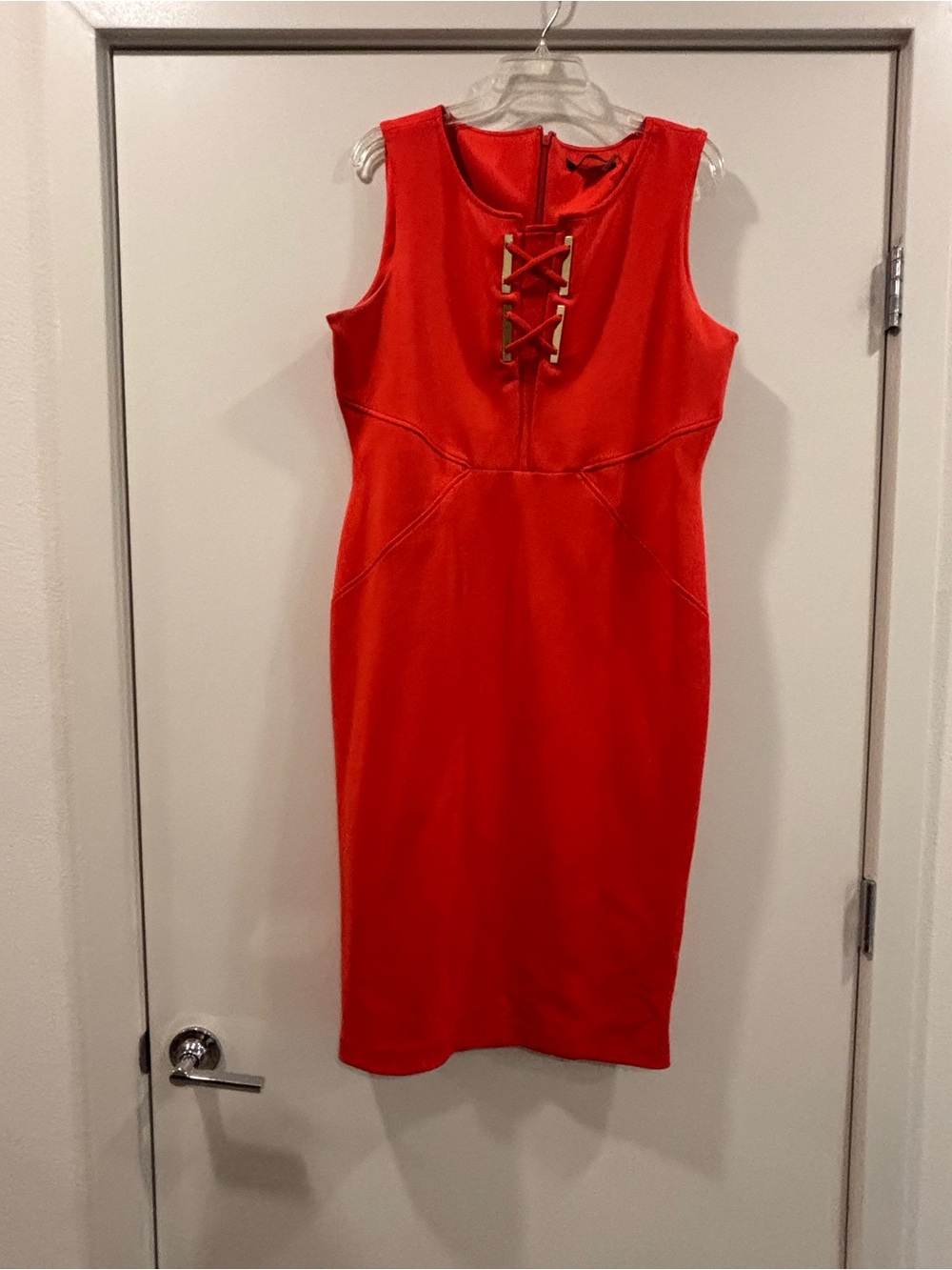 Sleeveless a ORANGE Lace-Up Sheath Dress